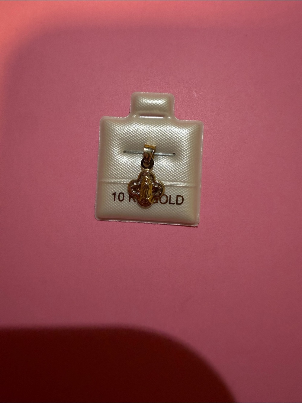 10K Gold Clover Pendant - Yellow Gold